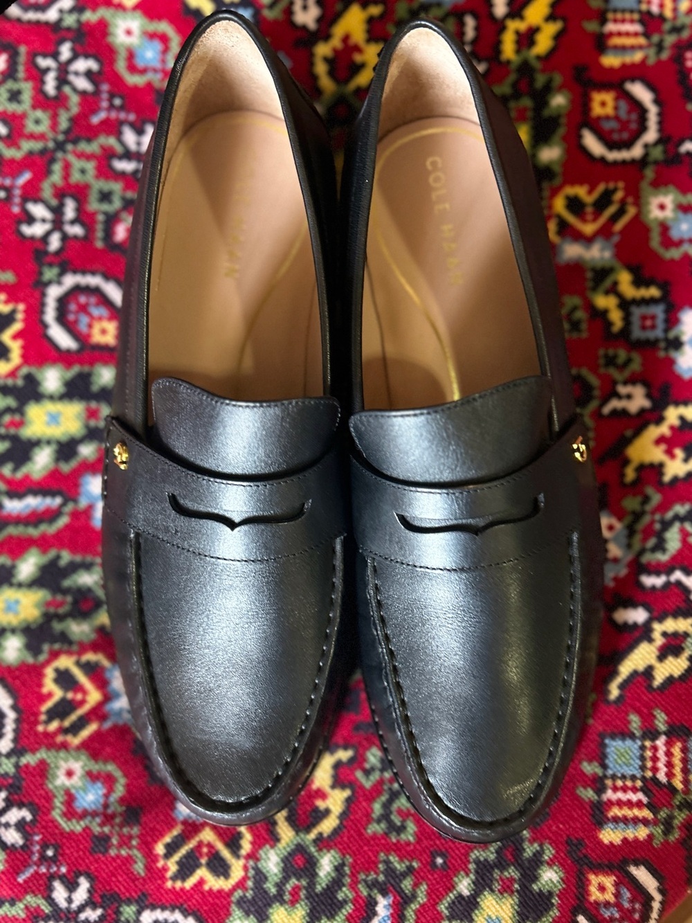 COLE HAAN, BLACK LEATHER PENNY LOAFERS, G 360,GOLD DETAIL NEW-NEVER WORN, NO BOX